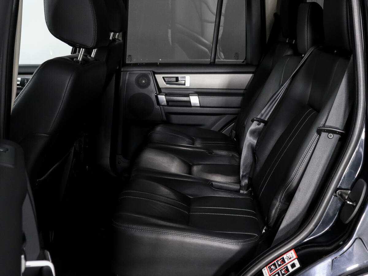 Land Rover Discovery с пробегом — 2011 год. Фото: #9