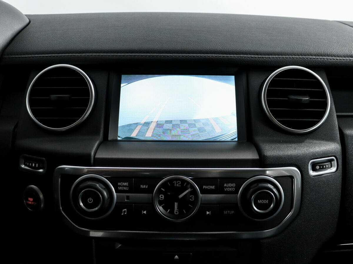 Land Rover Discovery с пробегом — 2011 год. Фото: #16