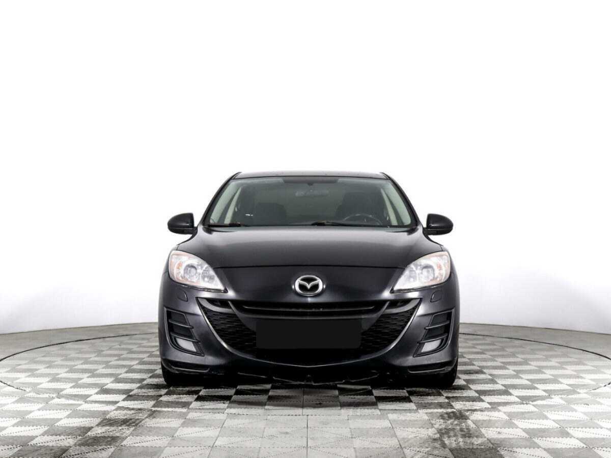 Mazda 3 с пробегом — 2010 год. Фото: #1
