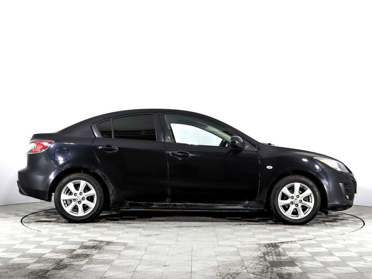 Mazda 3 с пробегом — 2010 год. Фото: #4
