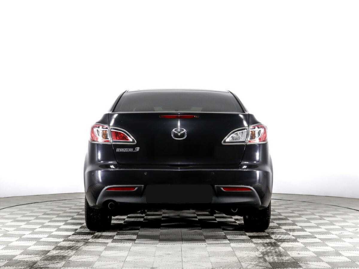 Mazda 3 с пробегом — 2010 год. Фото: #6