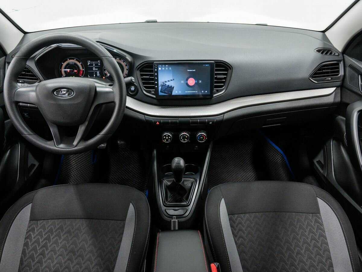 Lada (ВАЗ) Vesta с пробегом — 2024 год. Фото: #11