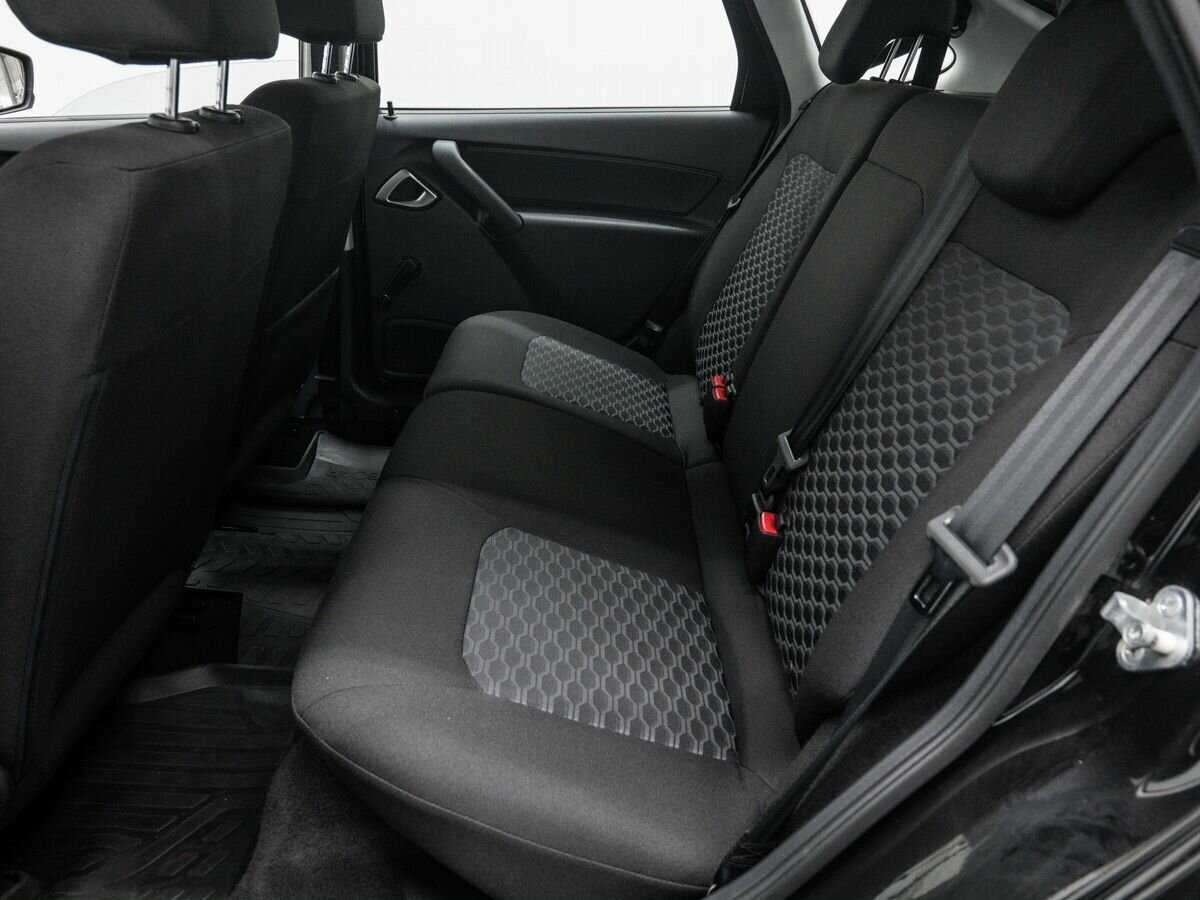 Lada (ВАЗ) Granta с пробегом — 2023 год. Фото: #11