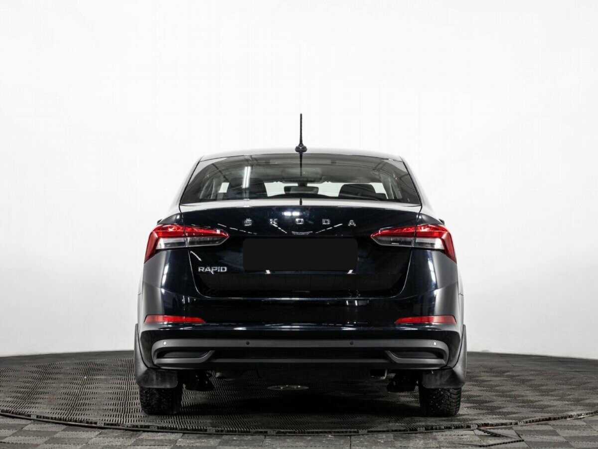 Skoda Rapid с пробегом — 2022 год. Фото: #4