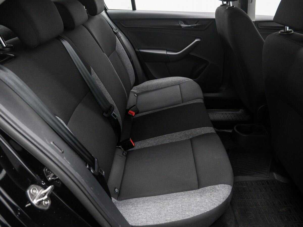 Skoda Rapid с пробегом — 2022 год. Фото: #8
