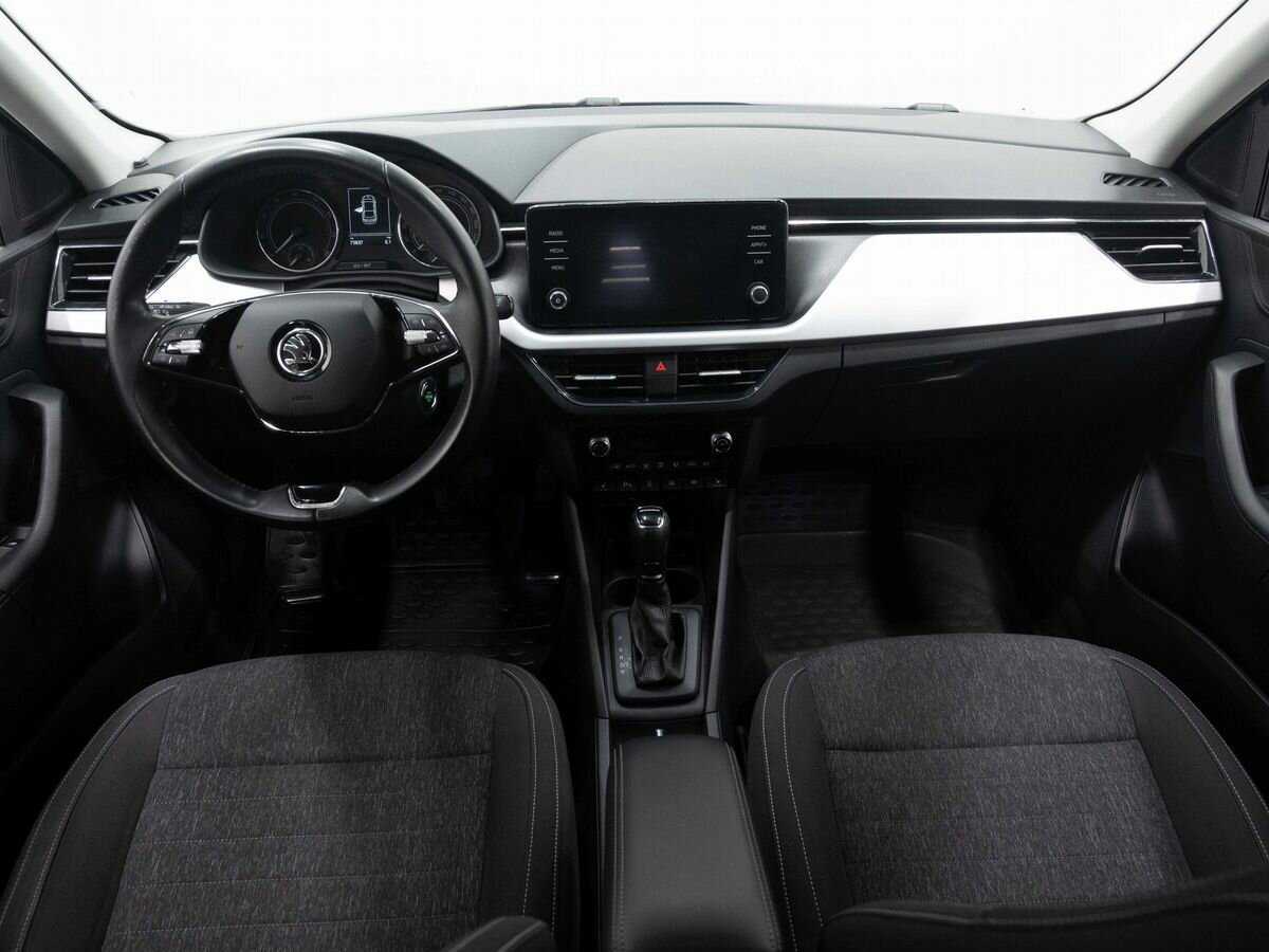 Skoda Rapid с пробегом — 2020 год. Фото: #14