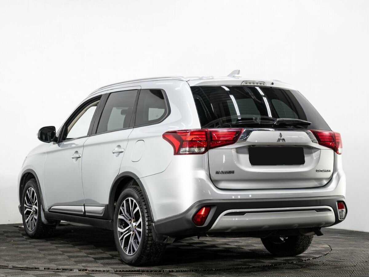 Mitsubishi Outlander с пробегом — 2019 год. Фото: #5