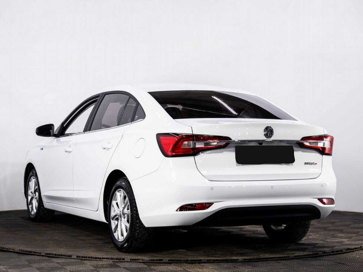 MG 5 с пробегом — 2023 год. Фото: #3