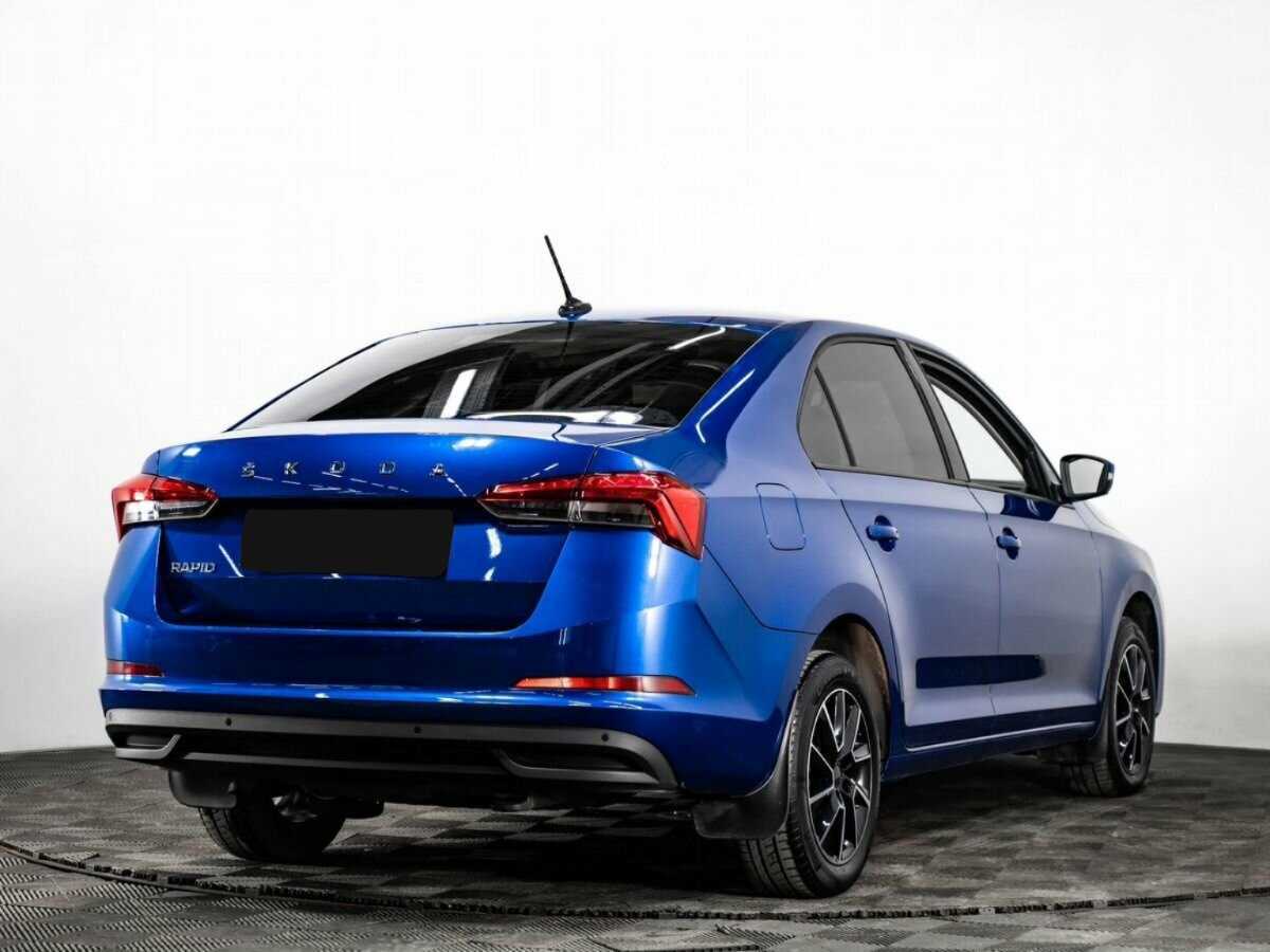 Skoda Rapid с пробегом — 2021 год. Фото: #3