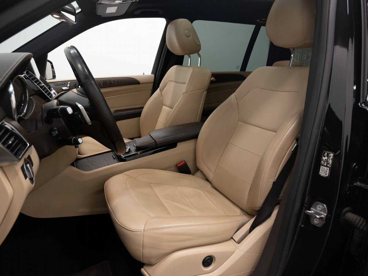 Mercedes-Benz GLS с пробегом — 2018 год. Фото: #8