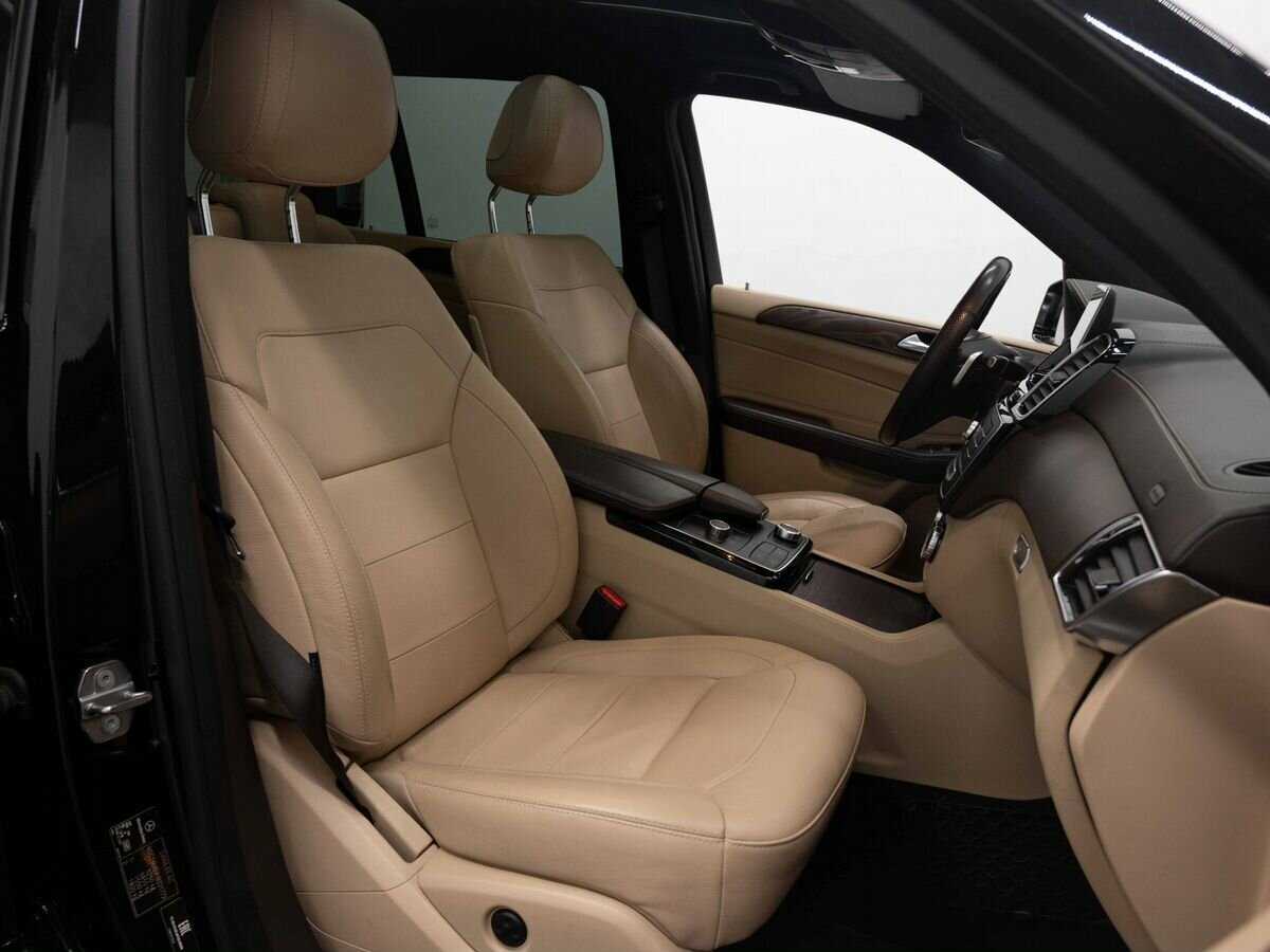 Mercedes-Benz GLS с пробегом — 2018 год. Фото: #12