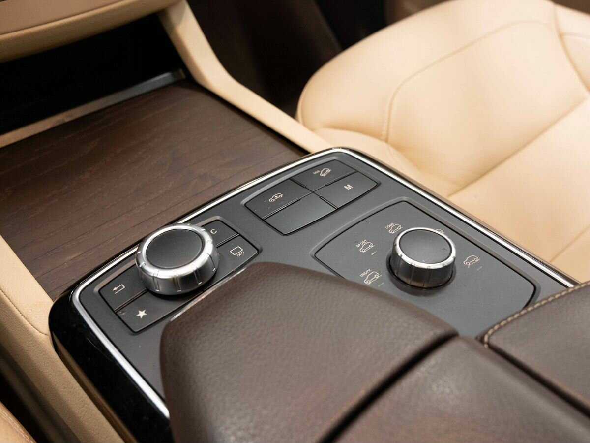 Mercedes-Benz GLS с пробегом — 2018 год. Фото: #21