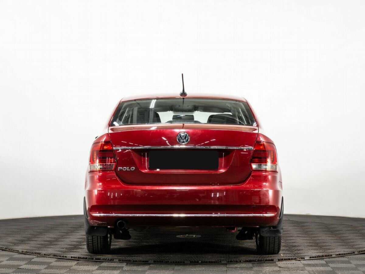 Volkswagen Polo с пробегом — 2017 год. Фото: #2