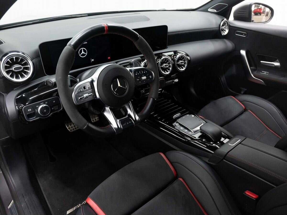 Mercedes-Benz A-Класс AMG с пробегом — 2020 год. Фото: #8
