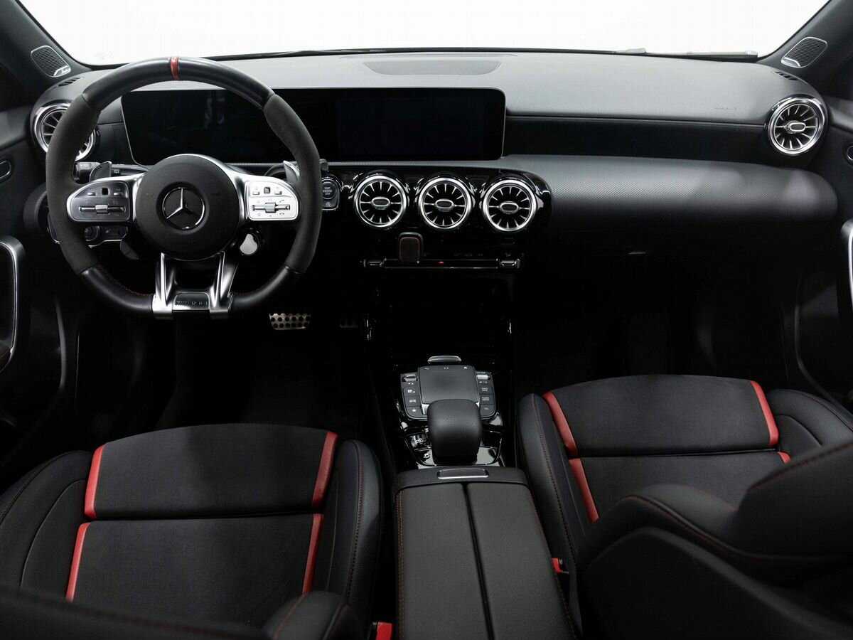 Mercedes-Benz A-Класс AMG с пробегом — 2020 год. Фото: #14