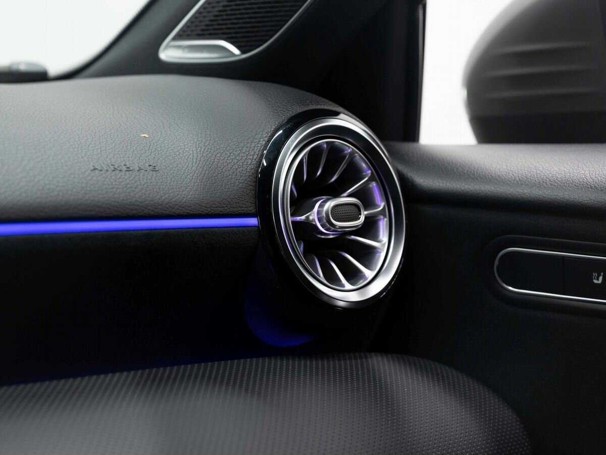 Mercedes-Benz A-Класс AMG с пробегом — 2020 год. Фото: #22