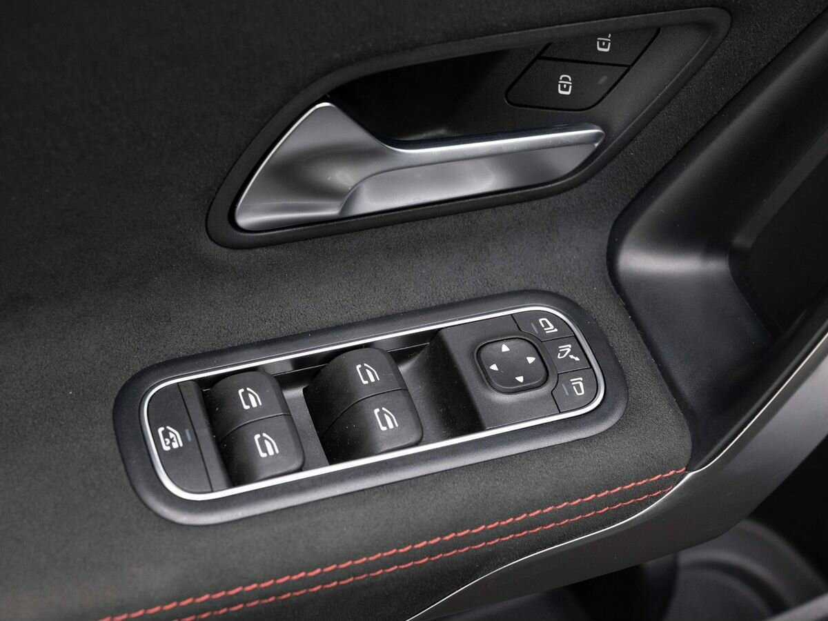 Mercedes-Benz A-Класс AMG с пробегом — 2020 год. Фото: #26