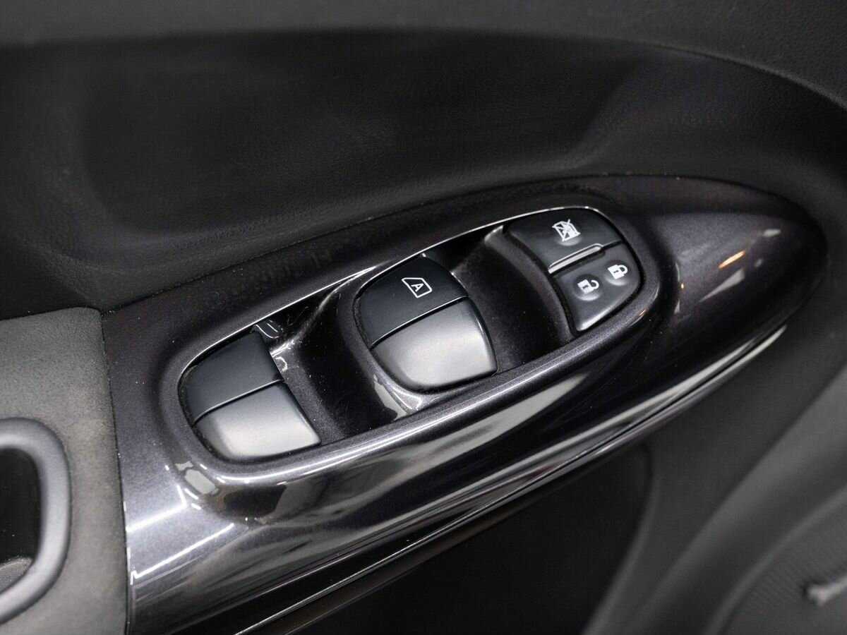 Nissan Juke Nismo с пробегом — 2016 год. Фото: #17