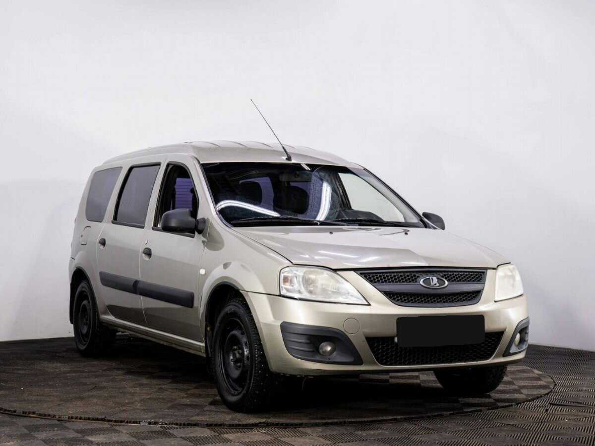 Lada (ВАЗ) Largus с пробегом — 2014 год. Фото: #2