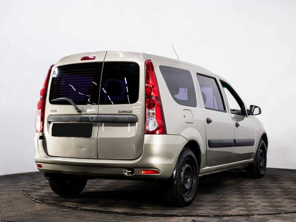 Lada (ВАЗ) Largus с пробегом — 2014 год. Фото: #5
