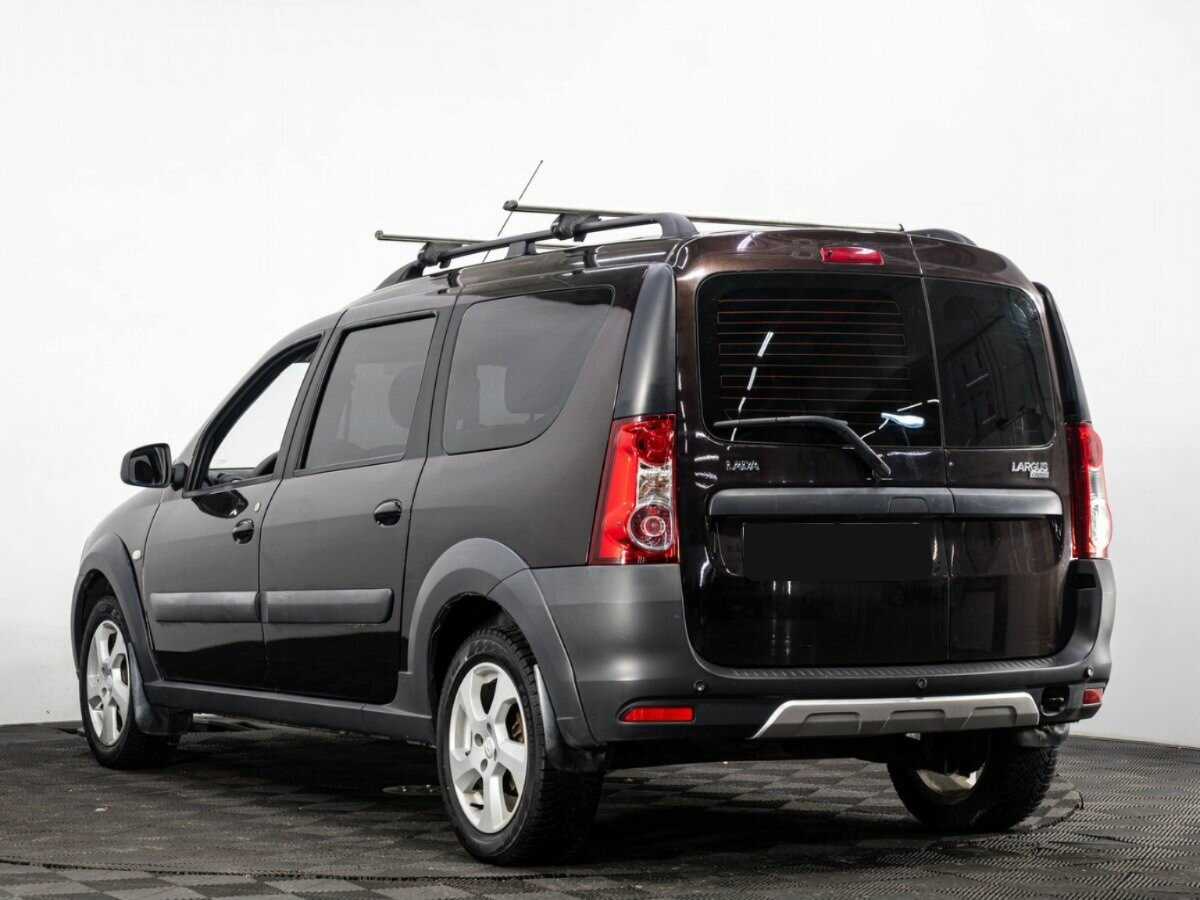 Lada (ВАЗ) Largus с пробегом — 2018 год. Фото: #5