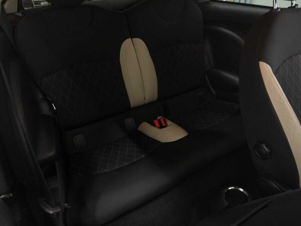 Mini Hatch с пробегом — 2012 год. Фото: #8