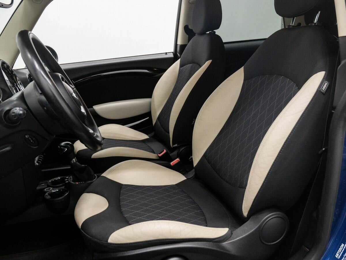 Mini Hatch с пробегом — 2012 год. Фото: #12