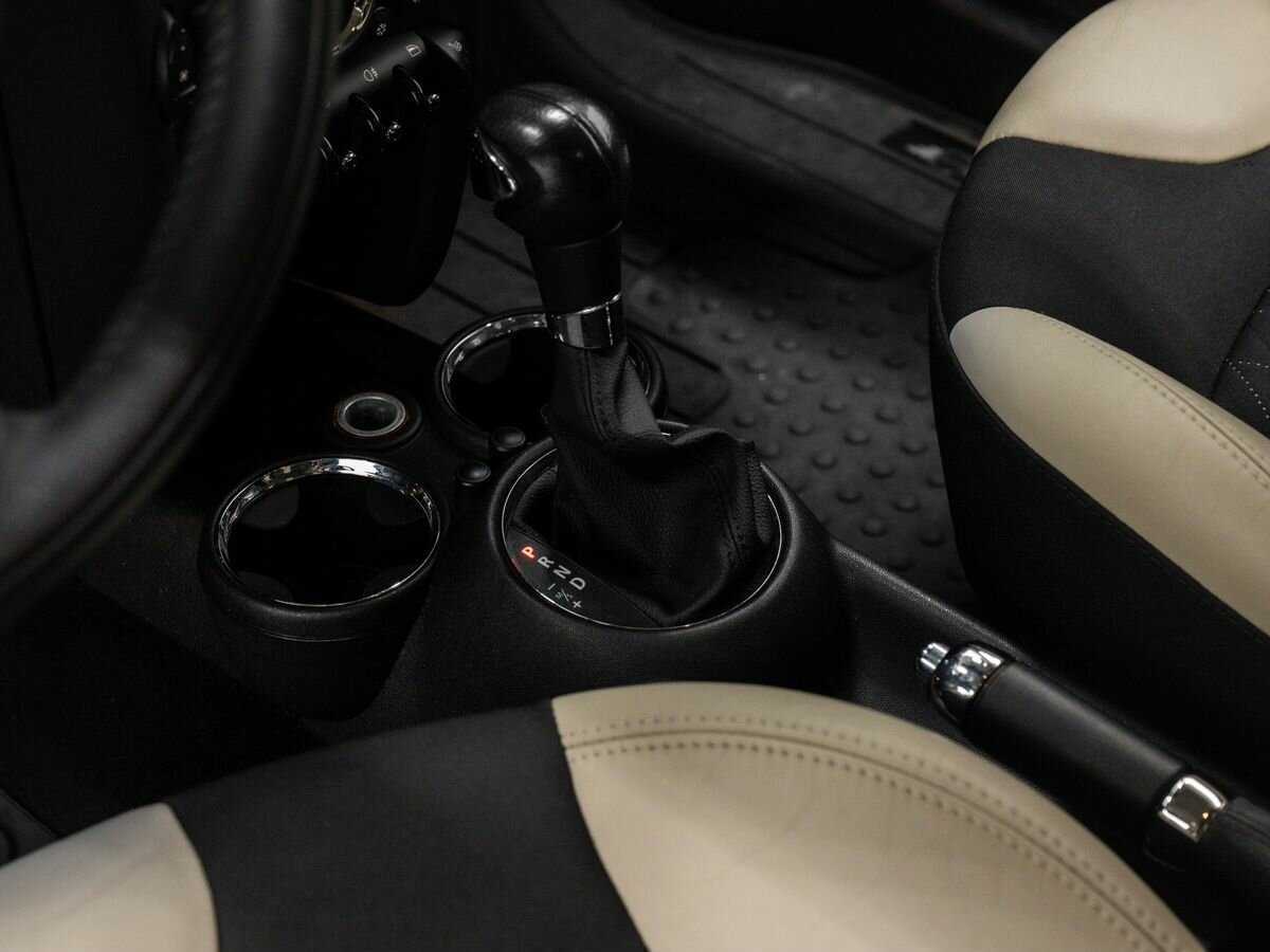 Mini Hatch с пробегом — 2012 год. Фото: #13