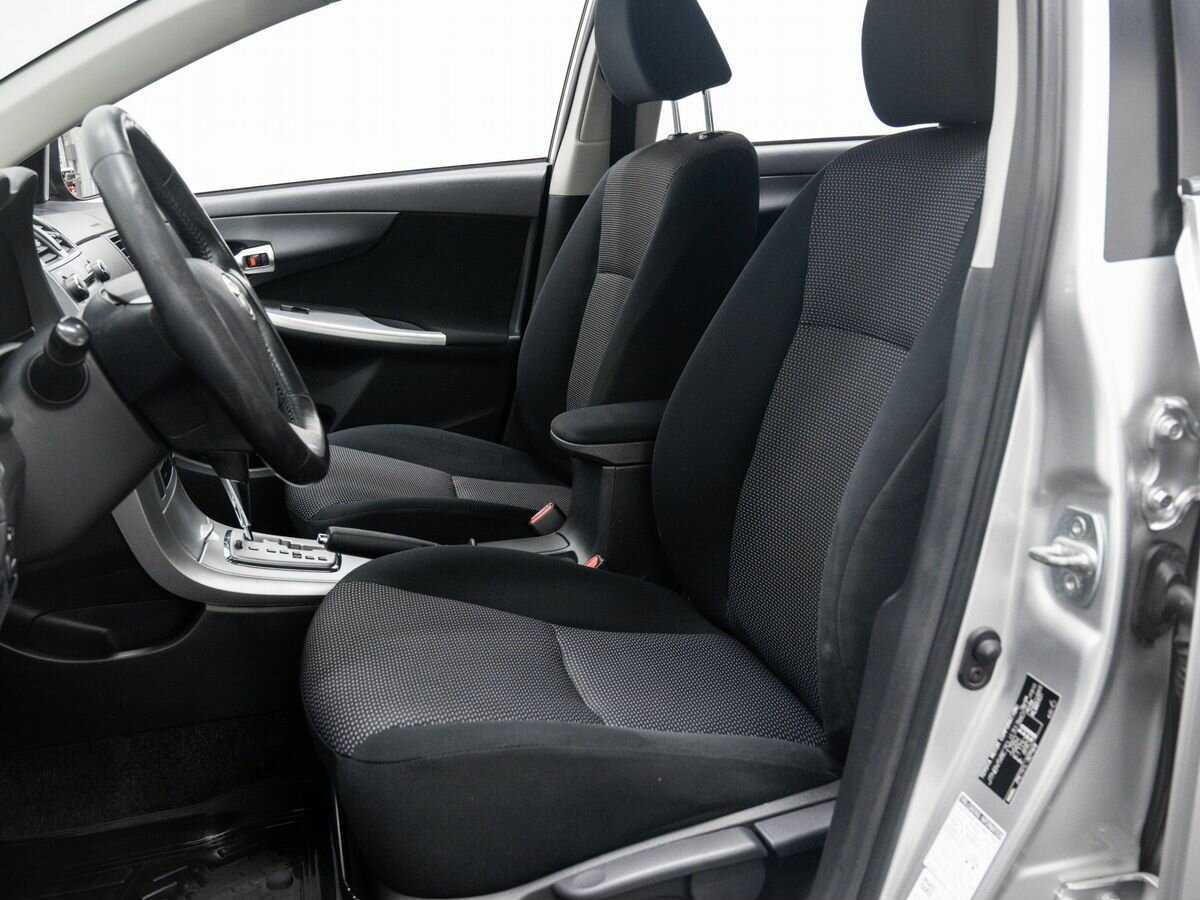 Toyota Corolla с пробегом — 2011 год. Фото: #14