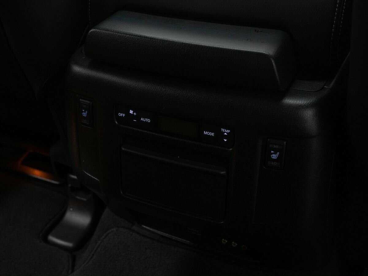 Infiniti QX80 с пробегом — 2017 год. Фото: #11