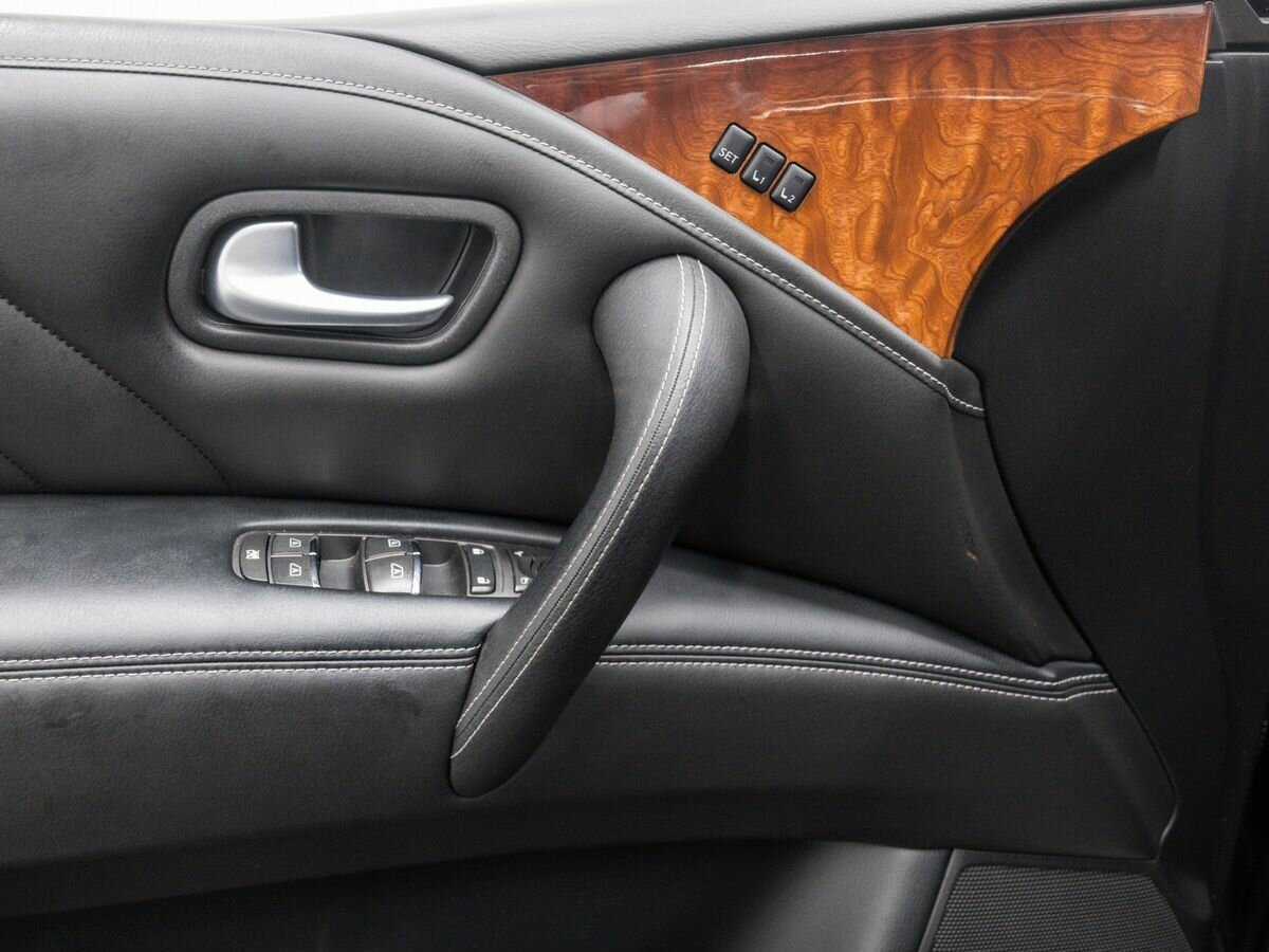 Infiniti QX80 с пробегом — 2017 год. Фото: #18