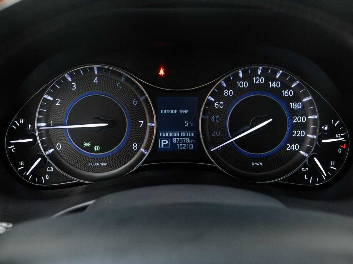 Infiniti QX80 с пробегом — 2017 год. Фото: #30