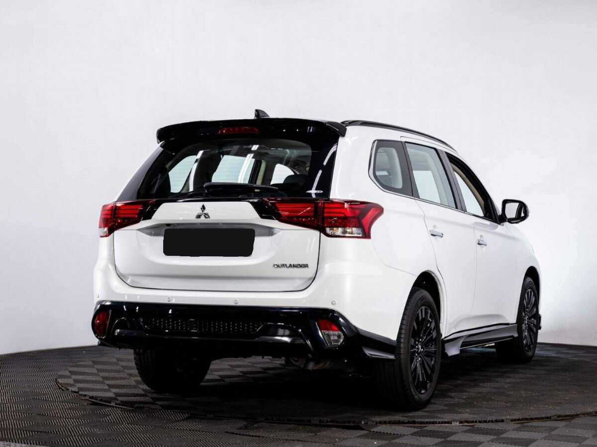 Mitsubishi Outlander с пробегом — 2022 год. Фото: #5
