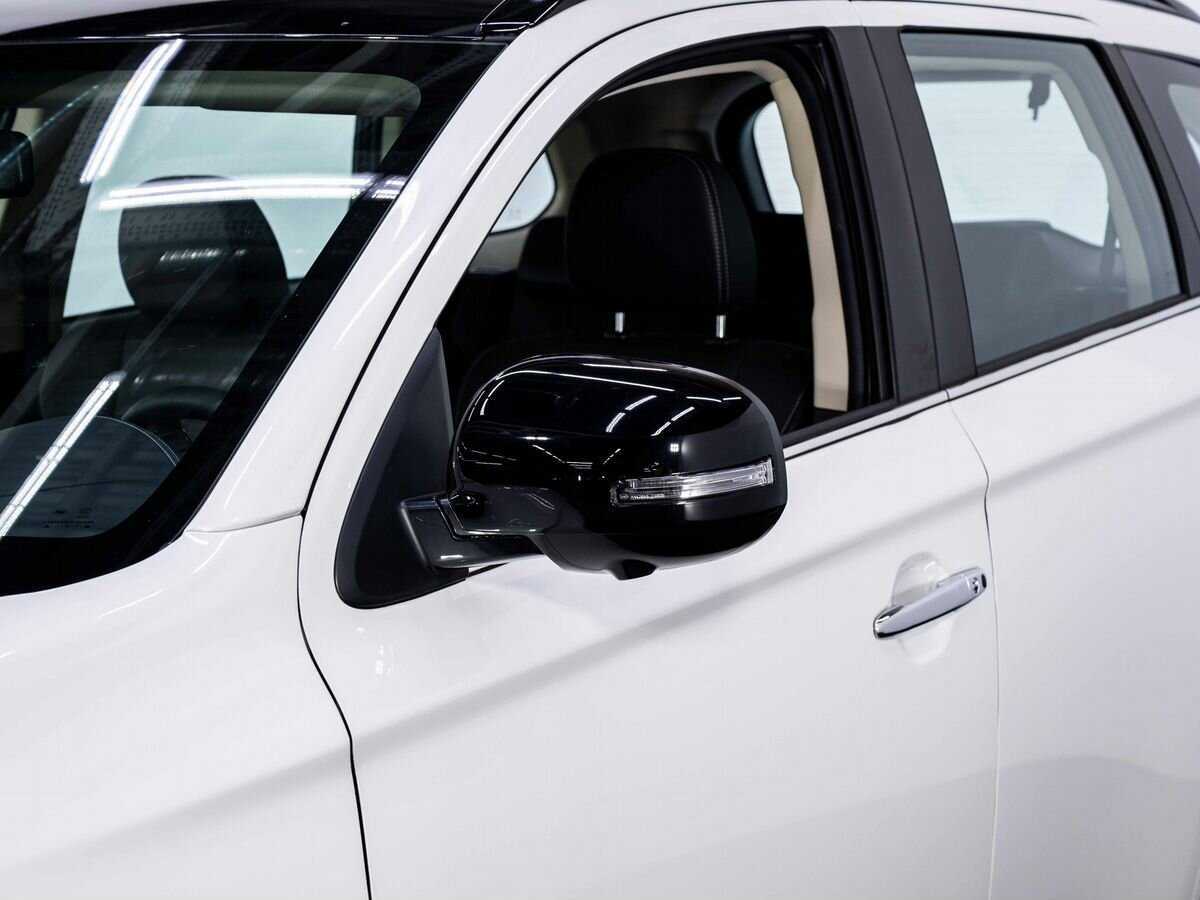 Mitsubishi Outlander с пробегом — 2022 год. Фото: #7