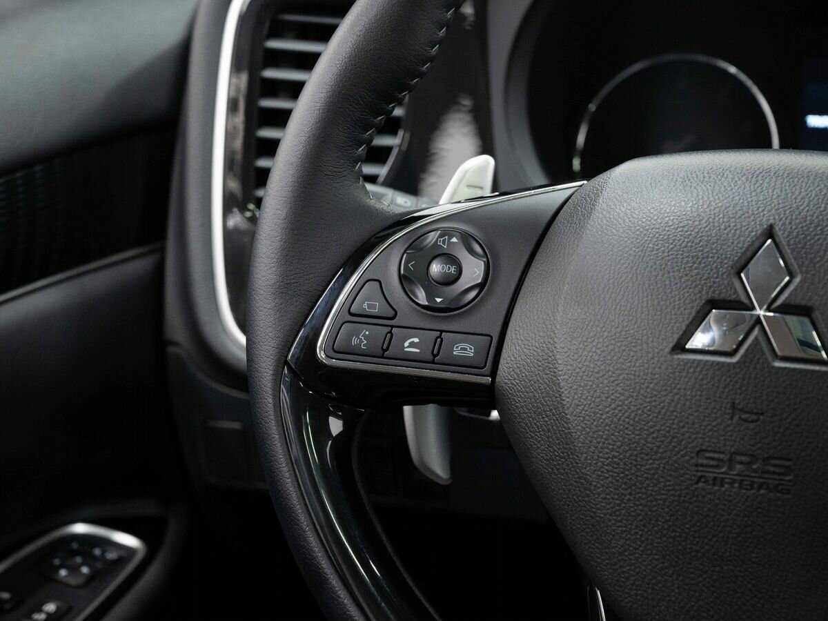 Mitsubishi Outlander с пробегом — 2022 год. Фото: #17