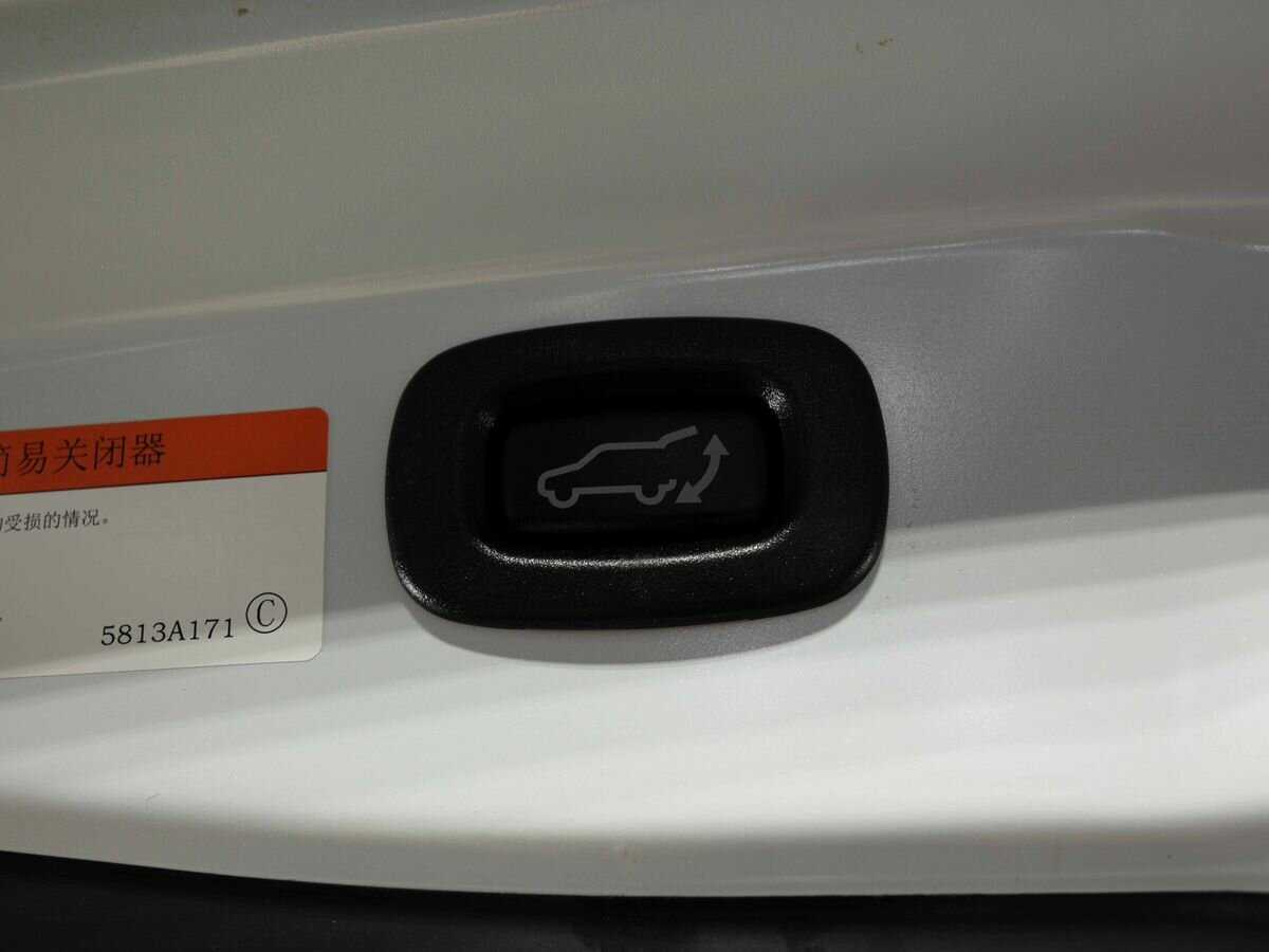 Mitsubishi Outlander с пробегом — 2022 год. Фото: #28