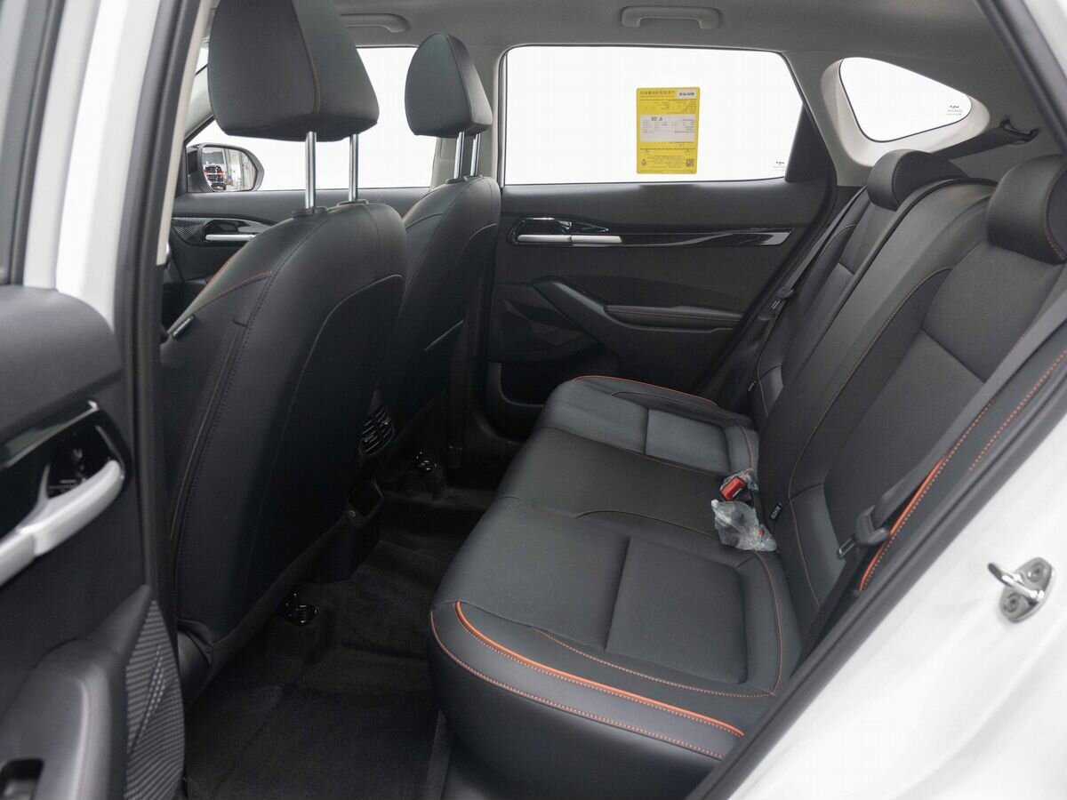 Kia Seltos с пробегом — 2024 год. Фото: #11