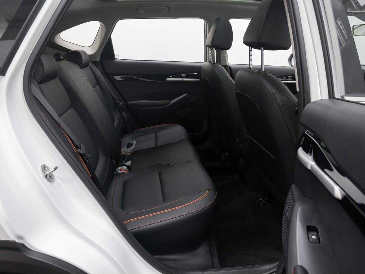 Kia Seltos с пробегом — 2024 год. Фото: #12