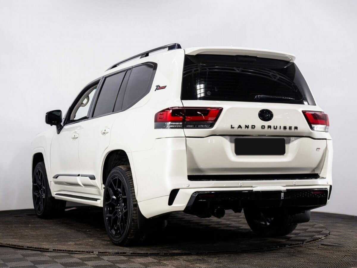 Toyota Land Cruiser с пробегом — 2013 год. Фото: #3