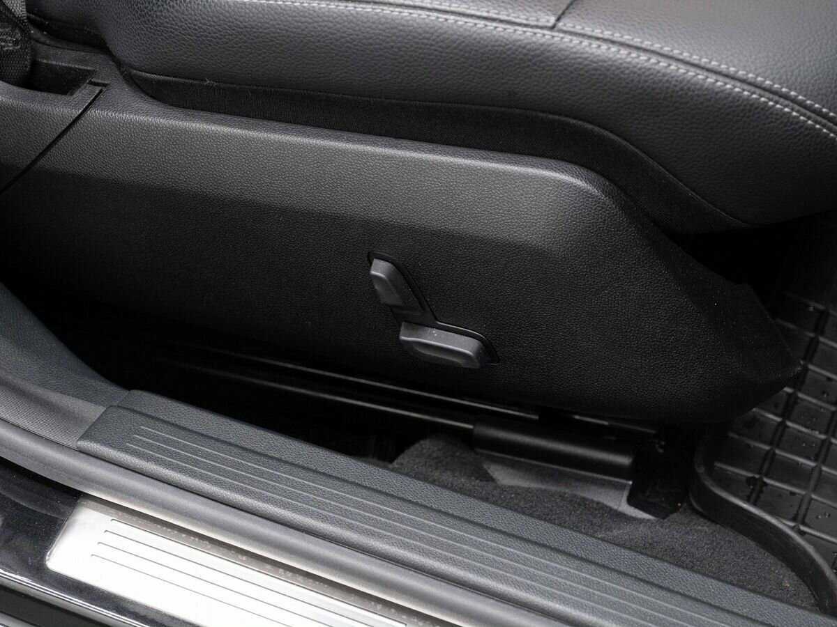 Mercedes-Benz E-Класс с пробегом — 2015 год. Фото: #14