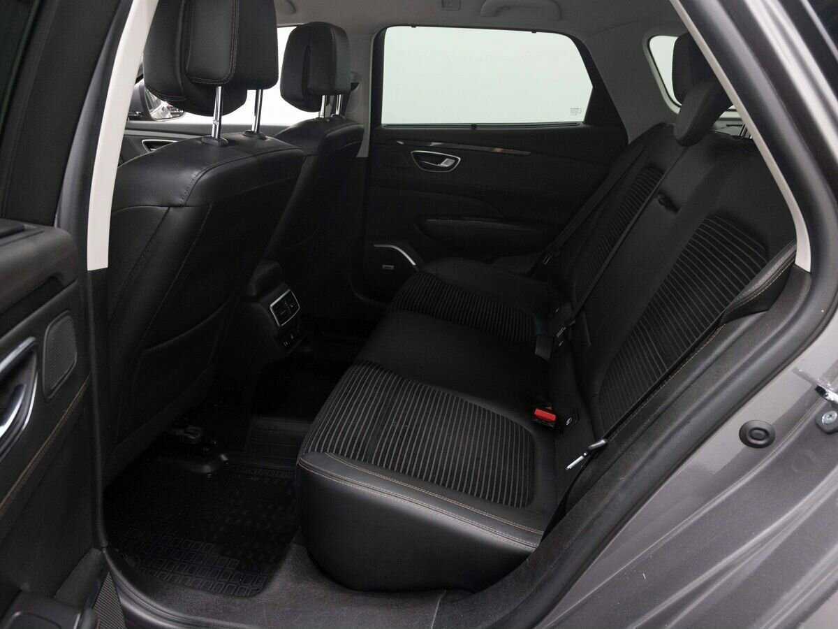 Renault Talisman с пробегом — 2017 год. Фото: #10