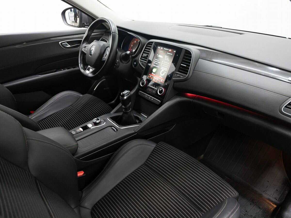 Renault Talisman с пробегом — 2017 год. Фото: #12