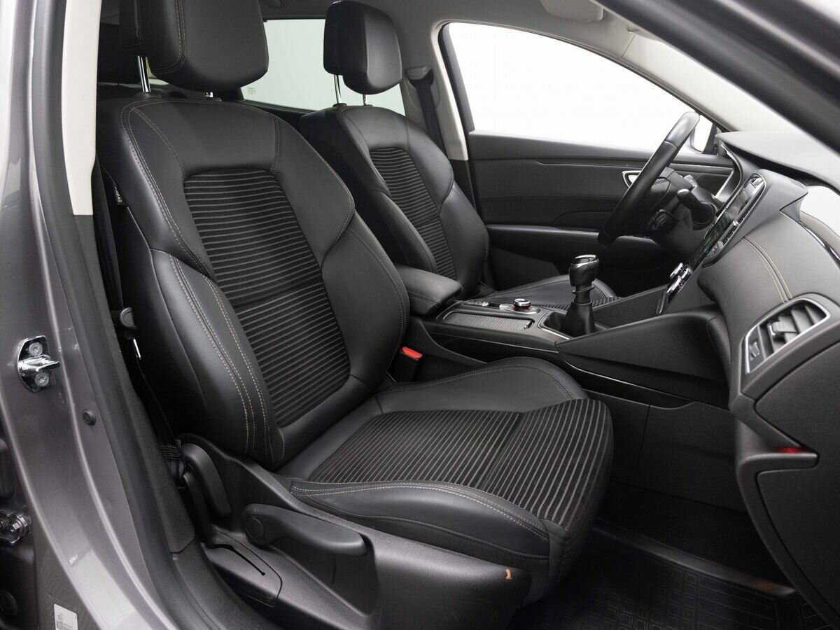 Renault Talisman с пробегом — 2017 год. Фото: #13