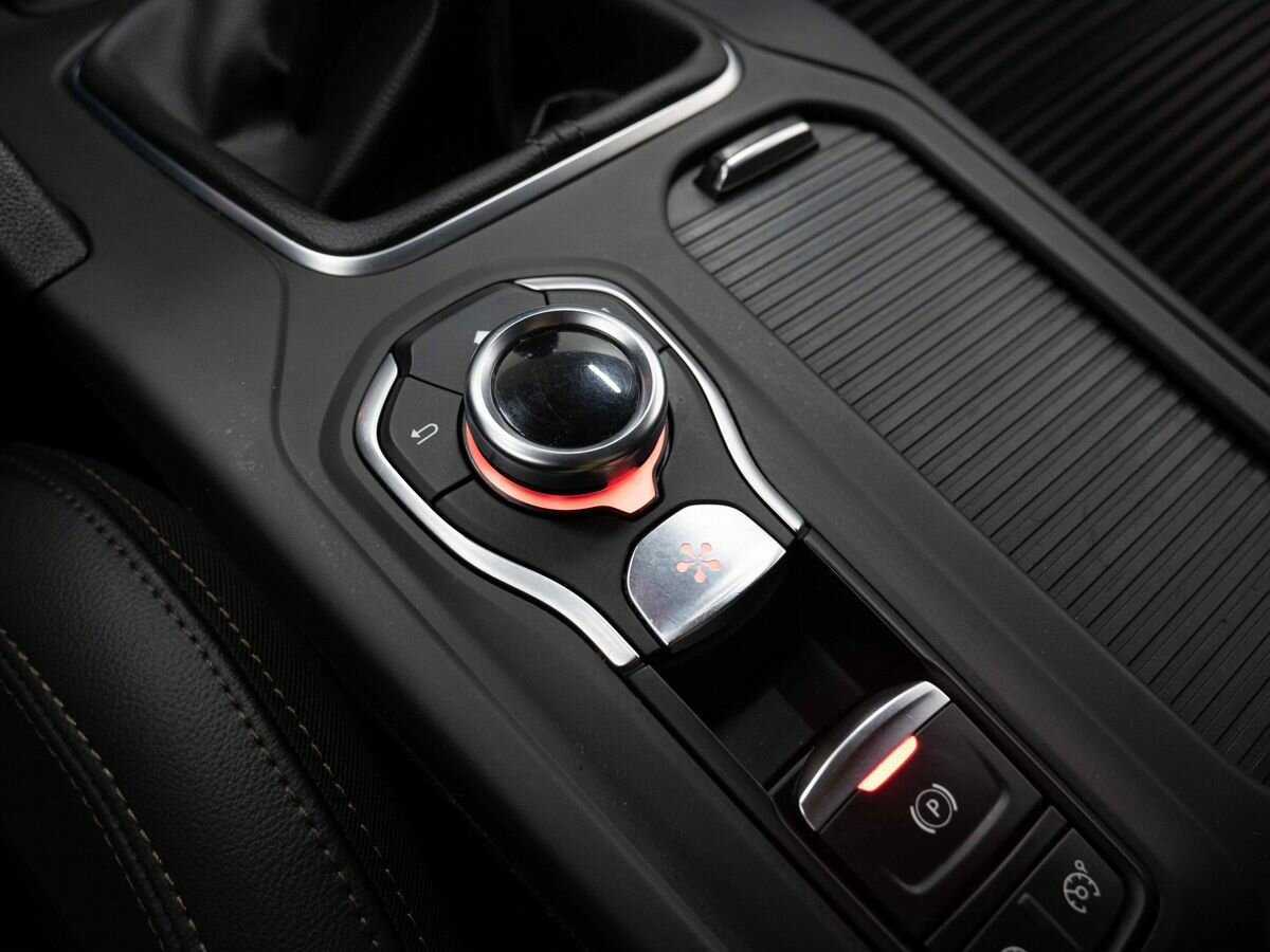 Renault Talisman с пробегом — 2017 год. Фото: #24