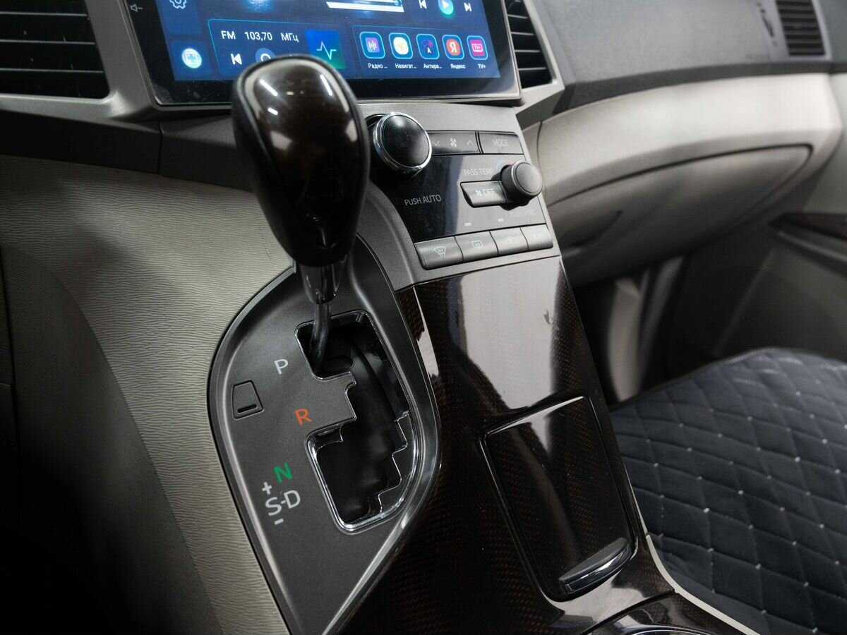 Toyota Venza с пробегом — 2009 год. Фото: #19