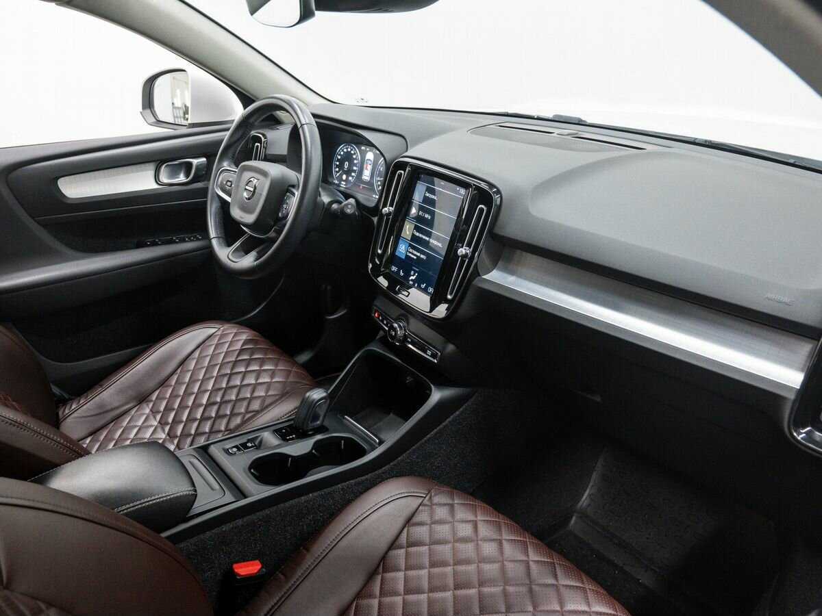 Volvo XC40 с пробегом — 2020 год. Фото: #7