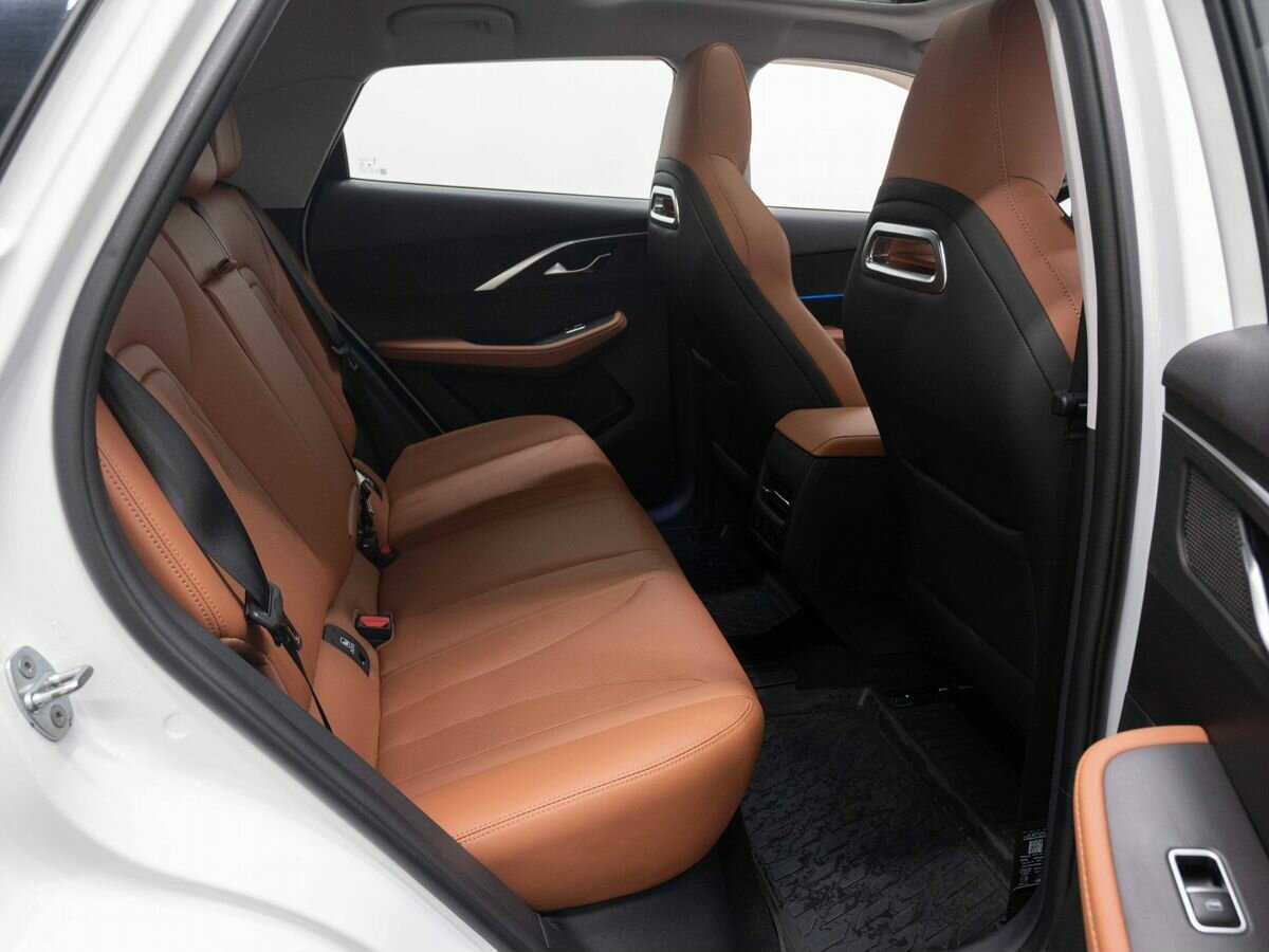 OMODA C5 с пробегом — 2023 год. Фото: #11