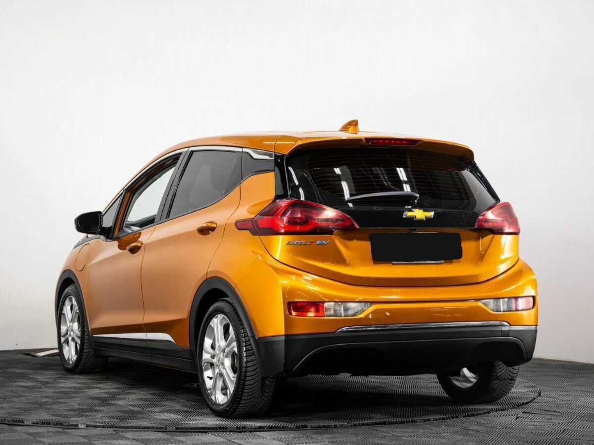 Chevrolet Bolt с пробегом — 2017 год. Фото: #5