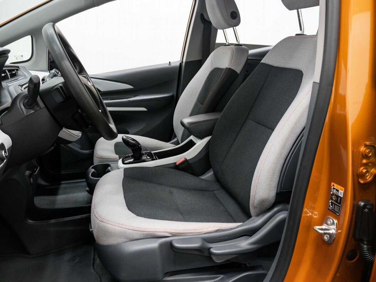 Chevrolet Bolt с пробегом — 2017 год. Фото: #13