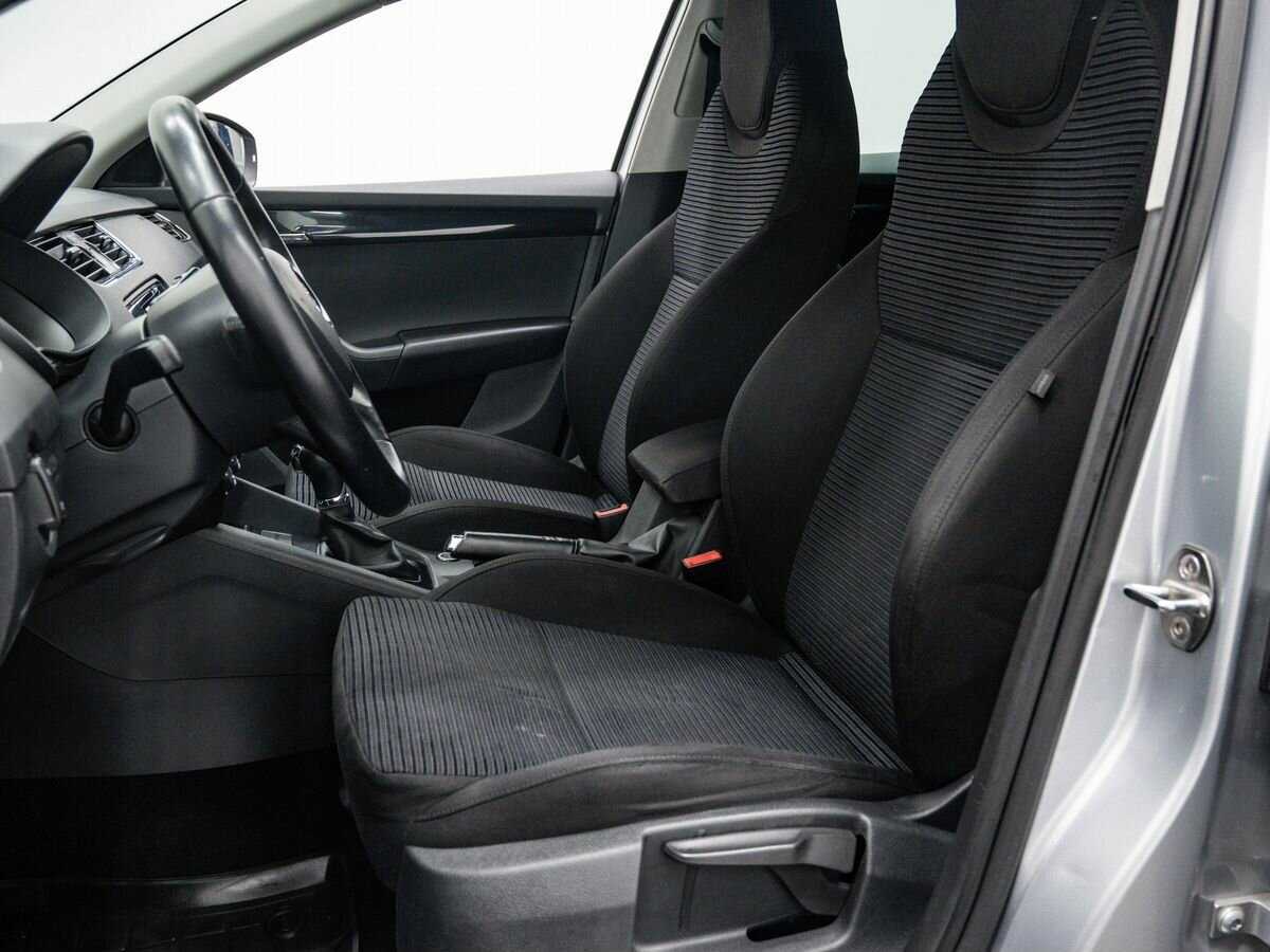 Skoda Octavia с пробегом — 2015 год. Фото: #10